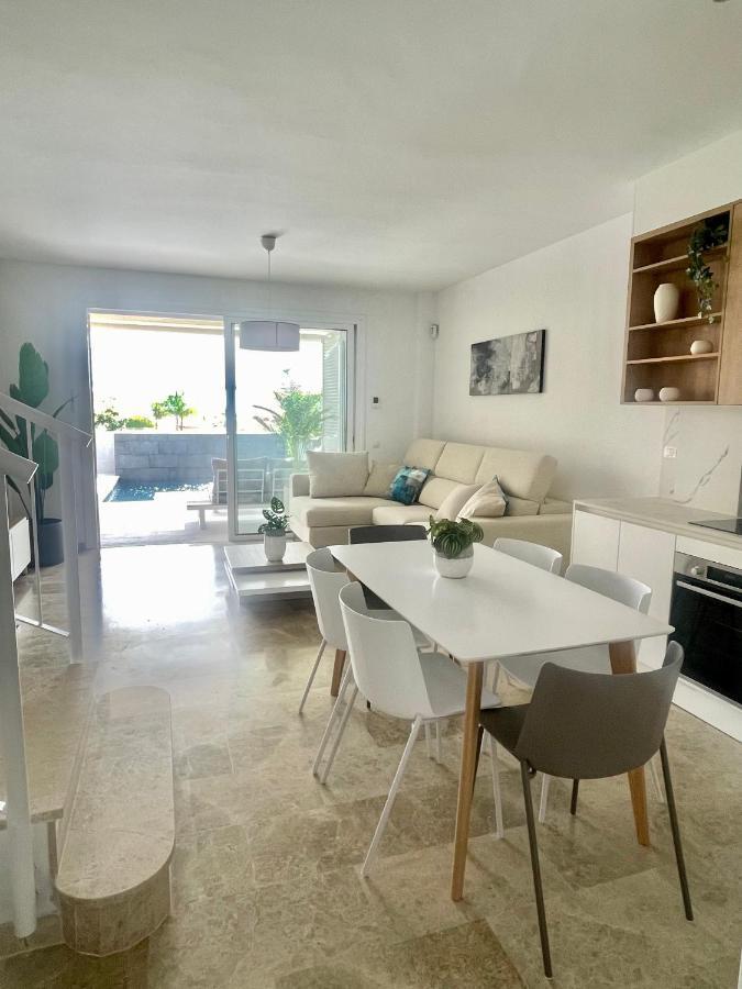 The Retreat House - Private Pool Apartment Пуерто де Сантяго Екстериор снимка