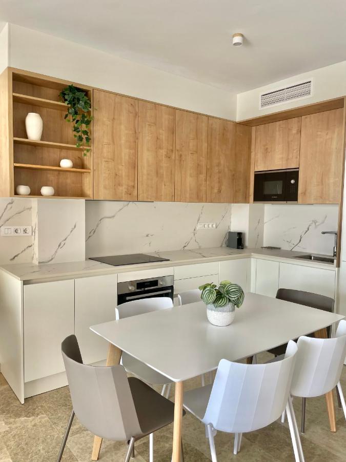 The Retreat House - Private Pool Apartment Пуерто де Сантяго Екстериор снимка