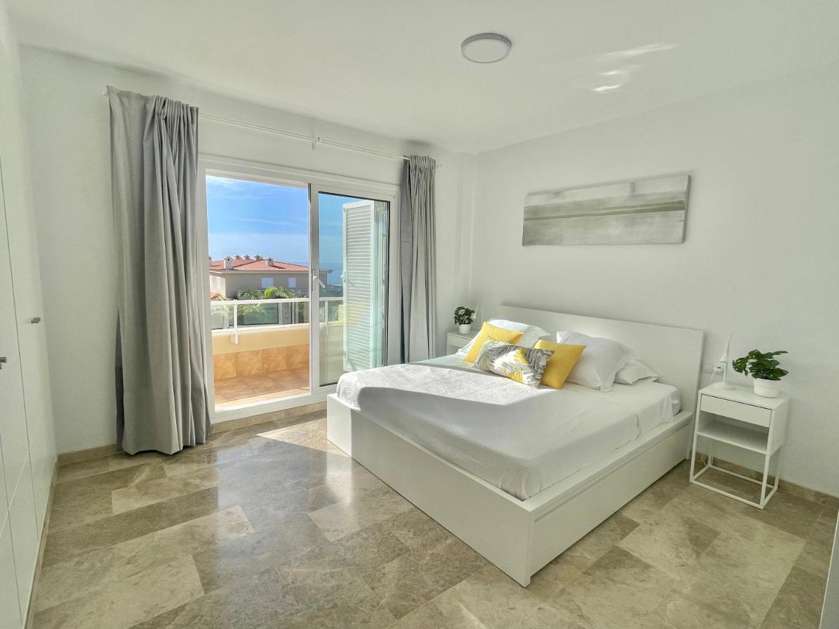 The Retreat House - Private Pool Apartment Пуерто де Сантяго Екстериор снимка