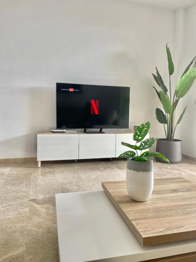 The Retreat House - Private Pool Apartment Пуерто де Сантяго Екстериор снимка