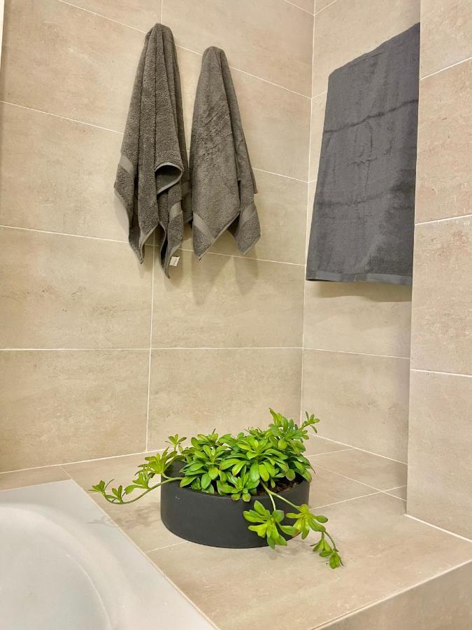 The Retreat House - Private Pool Apartment Пуерто де Сантяго Екстериор снимка