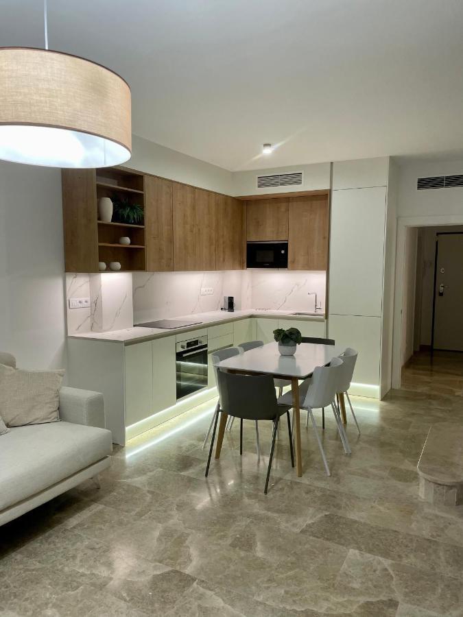 The Retreat House - Private Pool Apartment Пуерто де Сантяго Екстериор снимка
