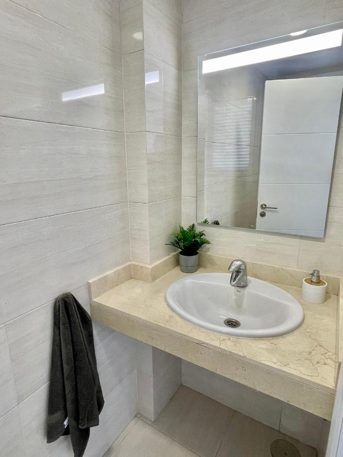 The Retreat House - Private Pool Apartment Пуерто де Сантяго Екстериор снимка
